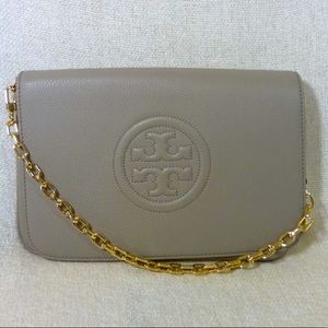 NWT TORY BURCH LEATHER CONVERTIBLE BOMBE CLUTCH!!✨